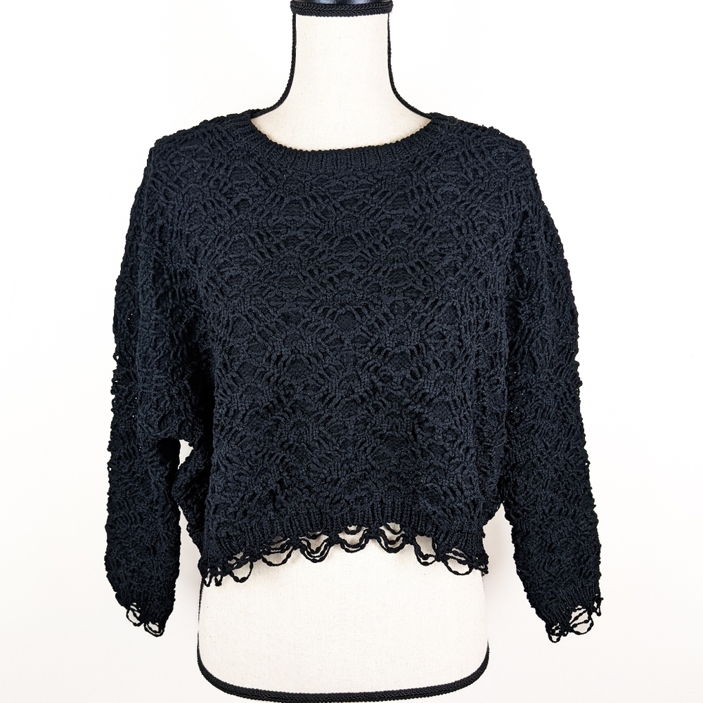 🦋LAST🦋 NWT Storia Black Crochet Overlay Cropped Sweater, Size Small